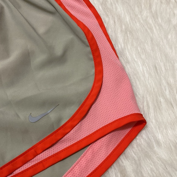 Nike Tempo DRI-FIT Shorts - Picture 3 of 8